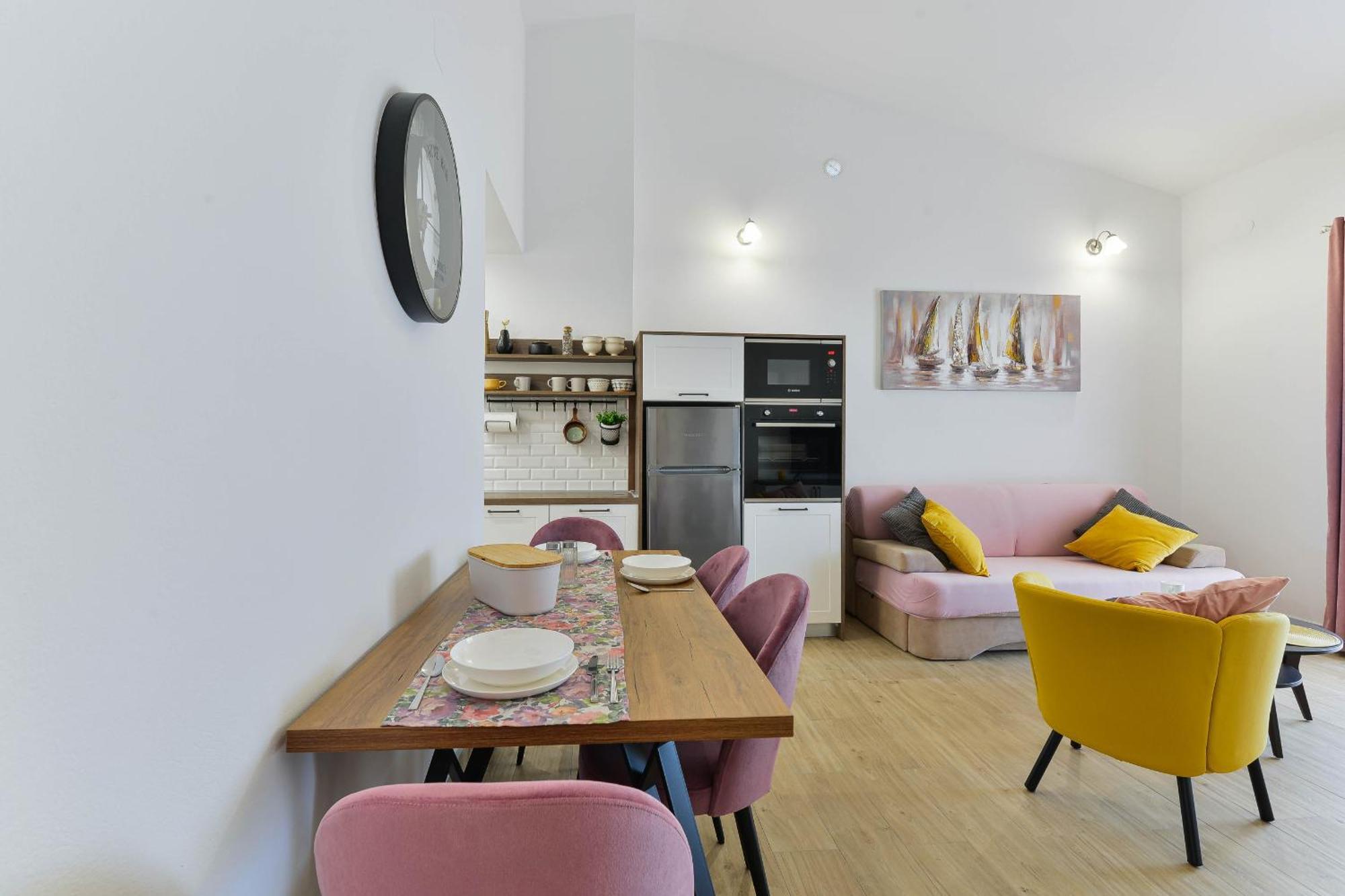 Apartment House Inga Vir Bagian luar foto