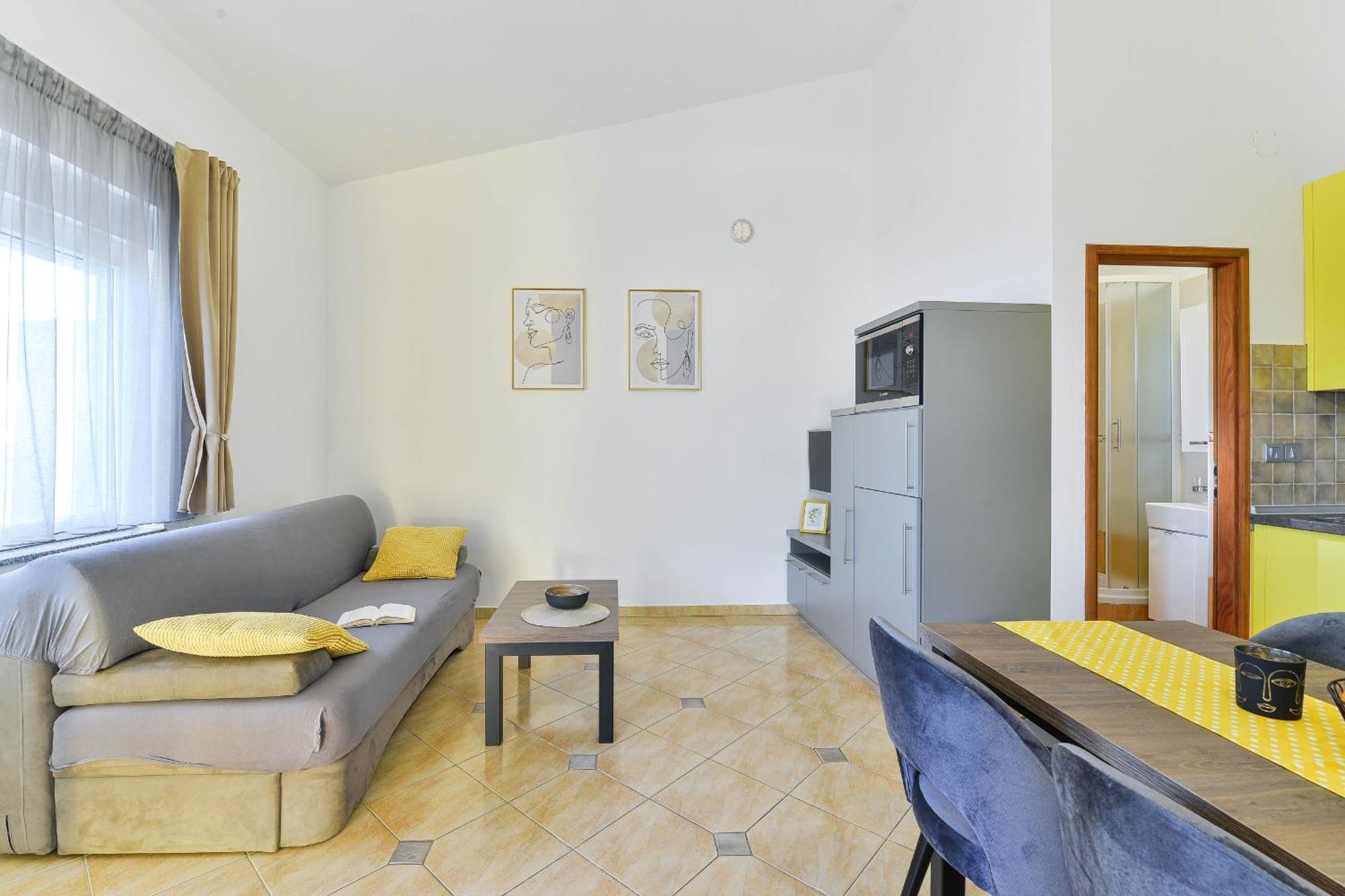 Apartment House Inga Vir Bagian luar foto
